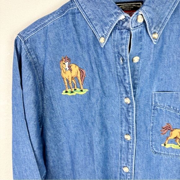 Wrangler Vintage 90s Denim Chambray Button Down Horse Rodeo Embroidered Shirt S - Picture 3 of 6